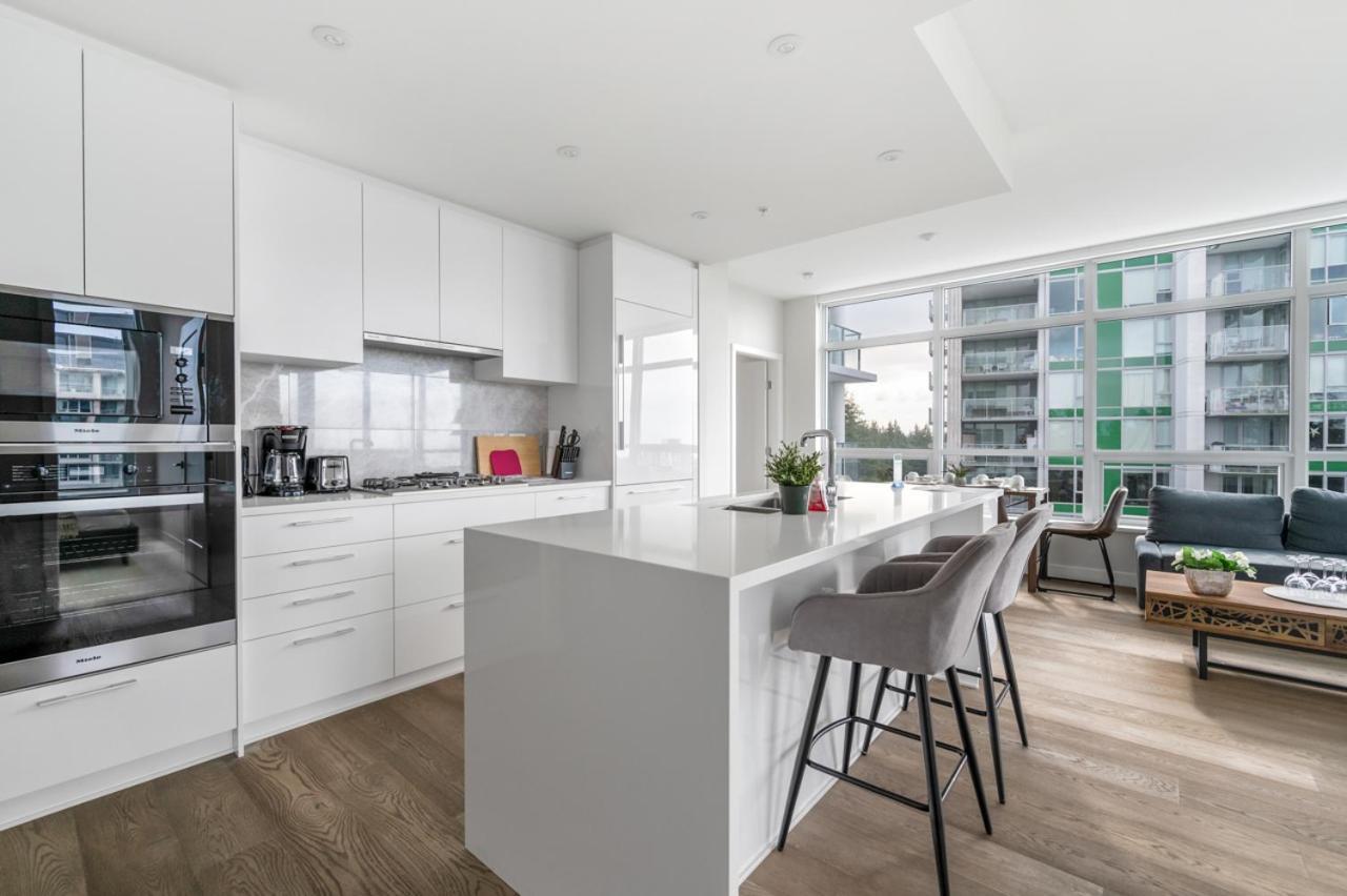 Urban Oasis: Stylish Apartment Retreat At Ubc فانكوفر المظهر الخارجي الصورة